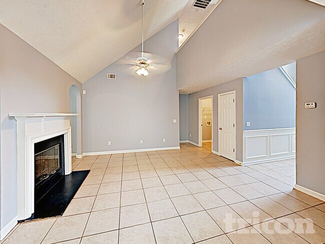 Foto del edificio - 116 Windy Cir