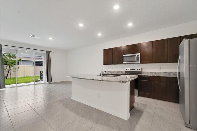 Foto del edificio - 1496 Colt Creek Pl