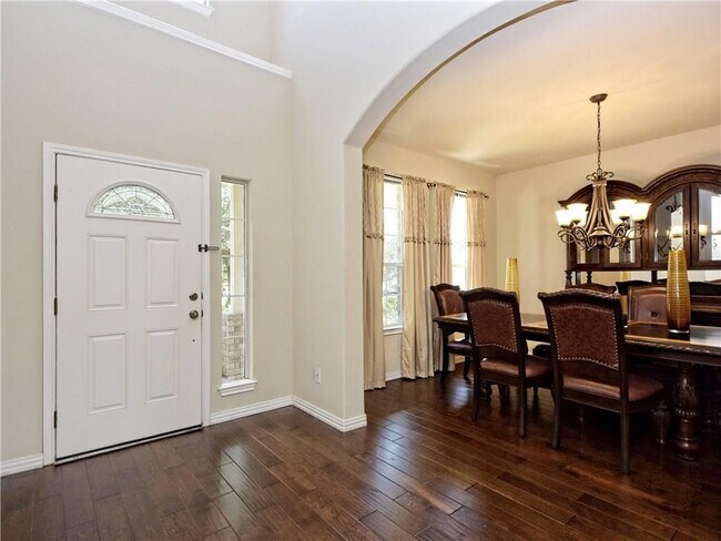 Building Photo - 4410 Meadowside Ln