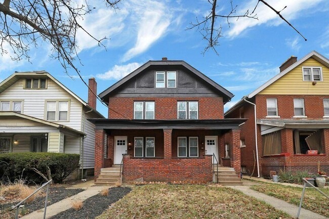 Building Photo - 549 Fairwood Ave