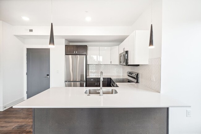 Interior Photo - 1701 Federal - Olo