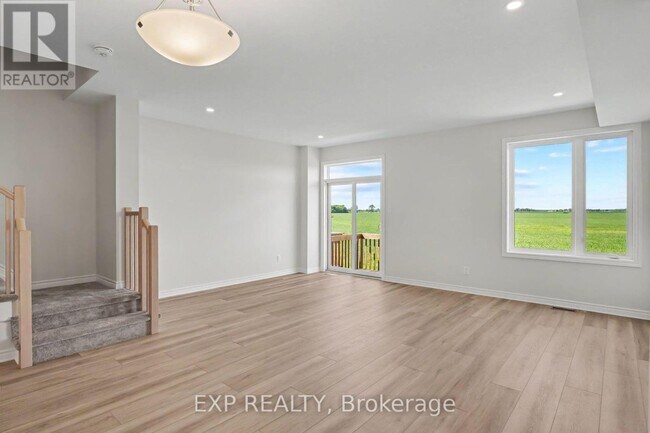 Building Photo - 288 Rue Labelle St