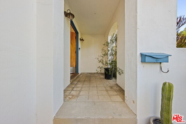 Foto del edificio - 2009 N New Hampshire Ave