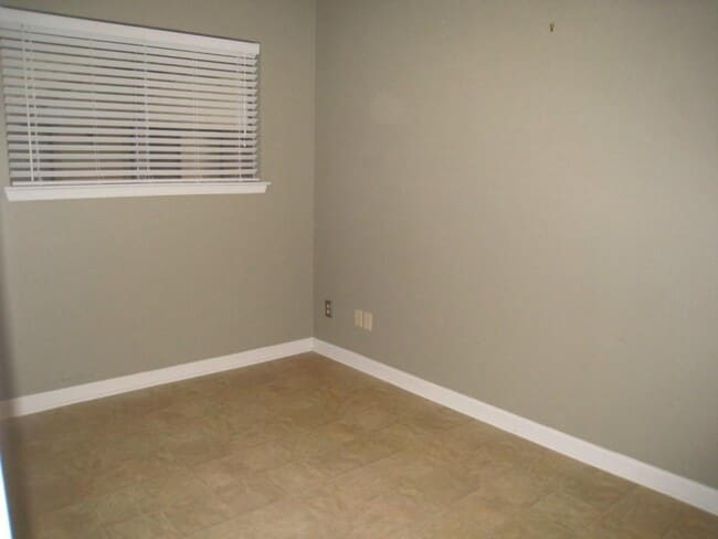 Building Photo - 2500 Burleson Rd