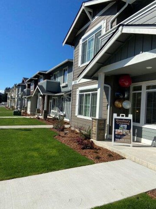 Primary Photo - 3 bedroom 2 bath apartment in West Olympia...