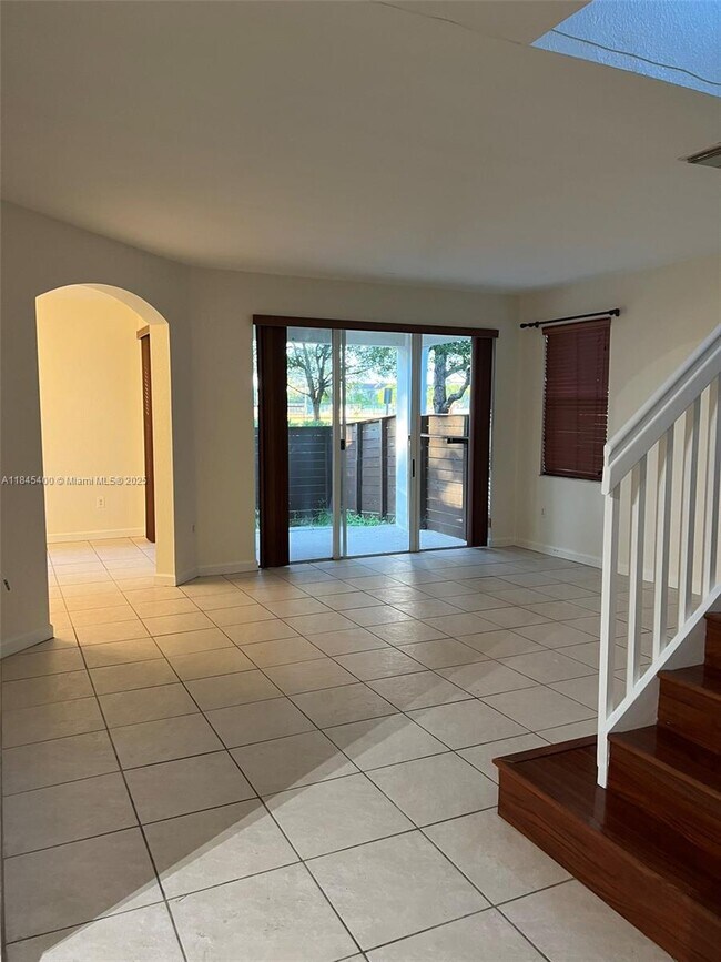 Foto del edificio - 10861 NW 85th Terrace