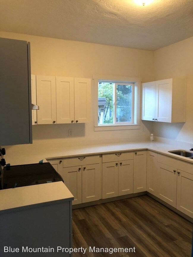 Building Photo - 7 br, 2 bath House - 2719 Madison Ave