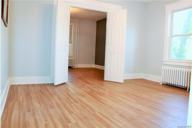 Building Photo - 77 Brookside Ave