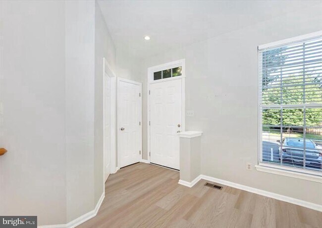 Foto del edificio - 3534 Winthrop Ln
