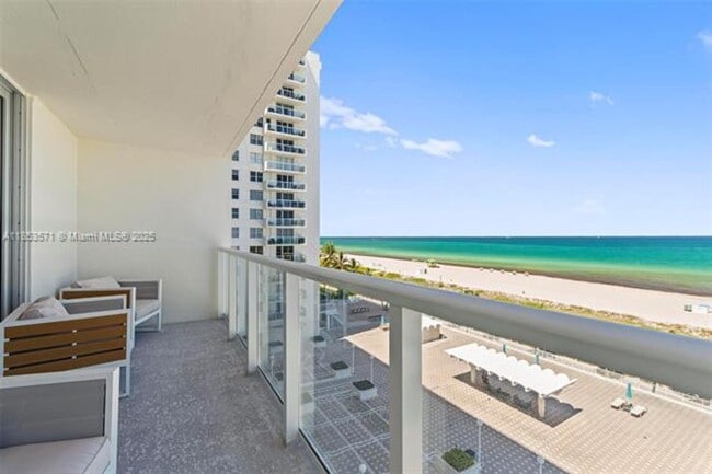 Building Photo - 5701 Collins Ave