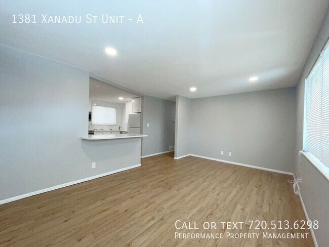 Building Photo - 1381 Xanadu St