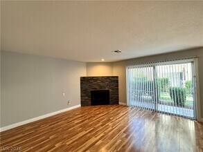 Building Photo - 6250 W Flamingo Rd