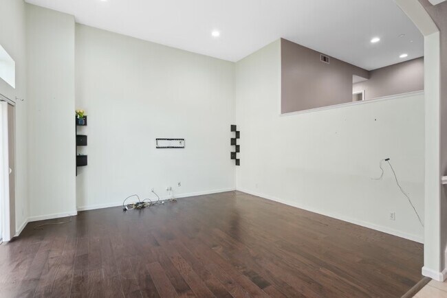 Foto del edificio - 2801 Lavender Terrace