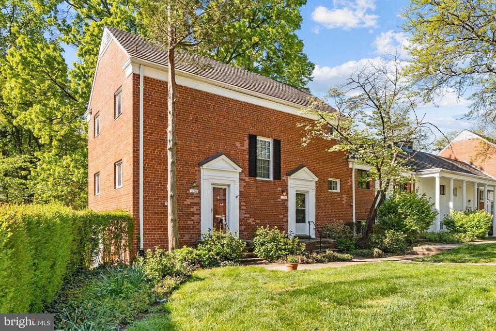 Foto principal - 1702 Preston Rd