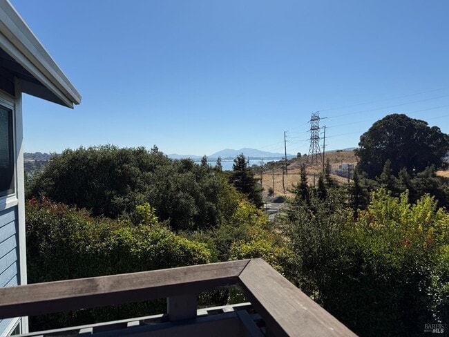 Foto del edificio - 310 Spyglass Pkwy