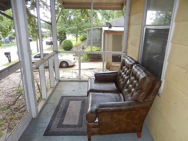 Foto del edificio - 1405 Elberta Dr