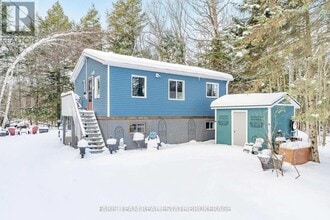 Building Photo - 43 Manitou Crescent