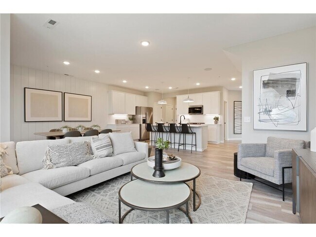 Building Photo - 17928 Giants Way