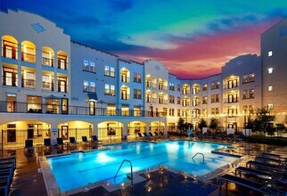 Building Photo - Dolce Vita Cibolo Canyons