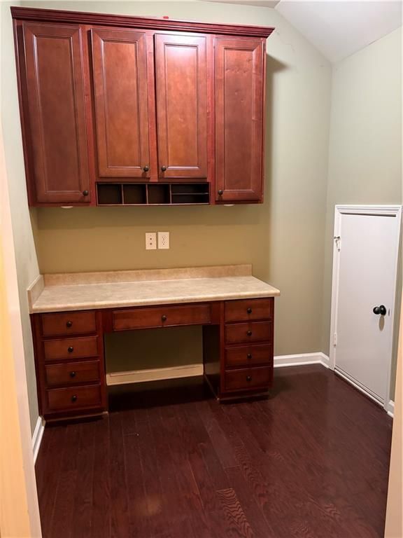 Foto del edificio - 804 Village Field Ct NW