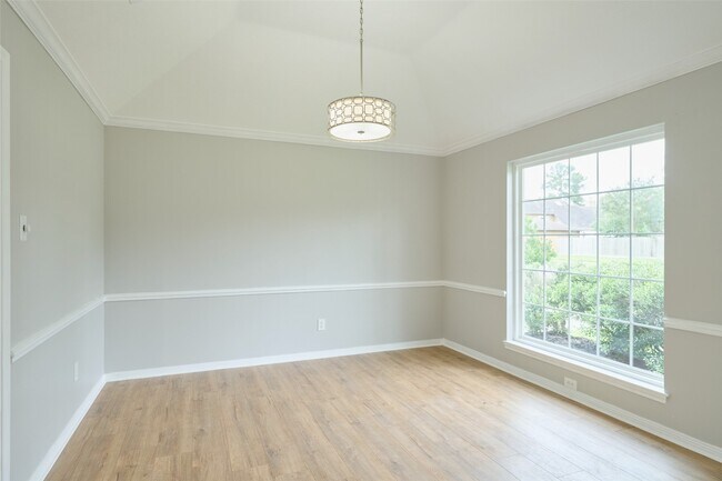 Foto del edificio - 15854 Knolls Lodge Dr