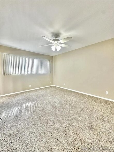 Foto del edificio - 1016 Leslie Rd