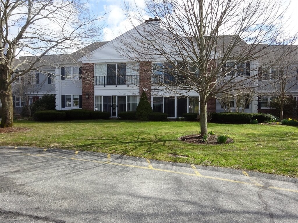 Primary Photo - 69 Highview Dr