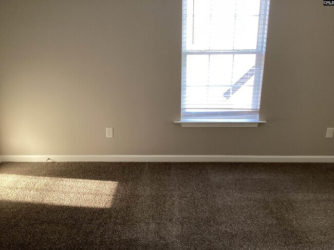 Foto del edificio - 120 Summer Pines Drive