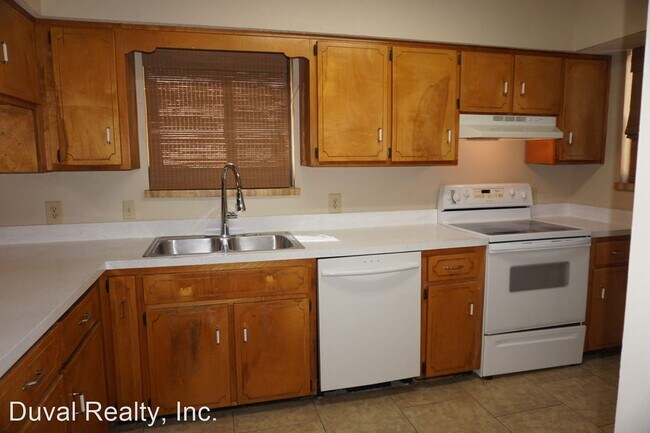 Building Photo - 2 br, 2.5 bath House - 4521 Windergate Drive
