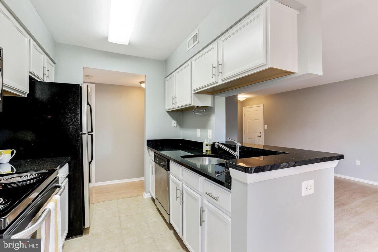 Foto principal - 11653 Gas Light Ct