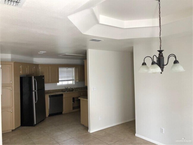 Foto del edificio - 6700 N 8th St