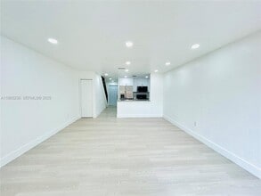 Building Photo - 3639 W 11th Ave