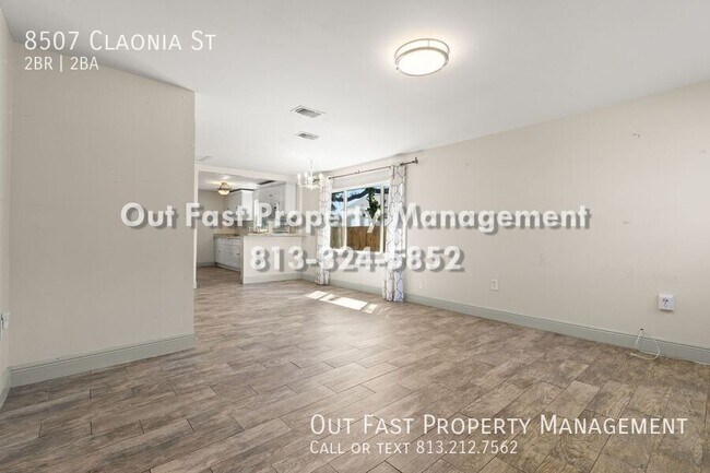 Foto del edificio - 8507 Claonia St