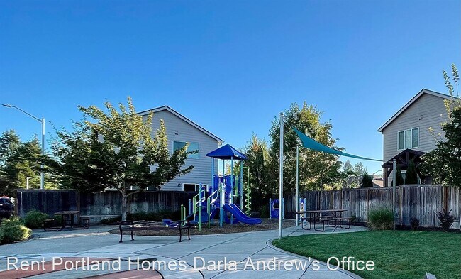 Building Photo - 4 br, 2.5 bath House - 10055 NW Curtis St.