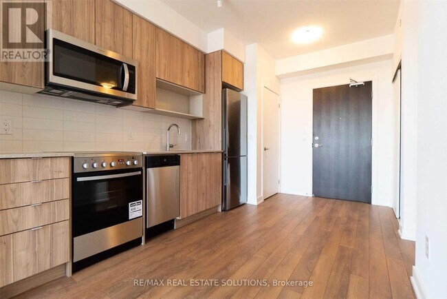 Photo du bâtiment - 630-630 Greenwood Ave