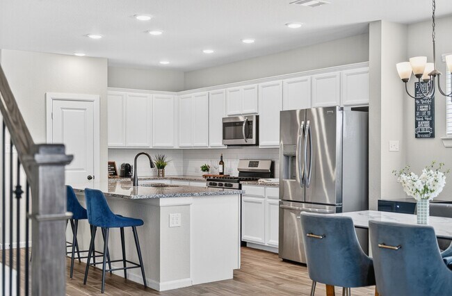 Foto del edificio - 2626 Lemonwood Ln