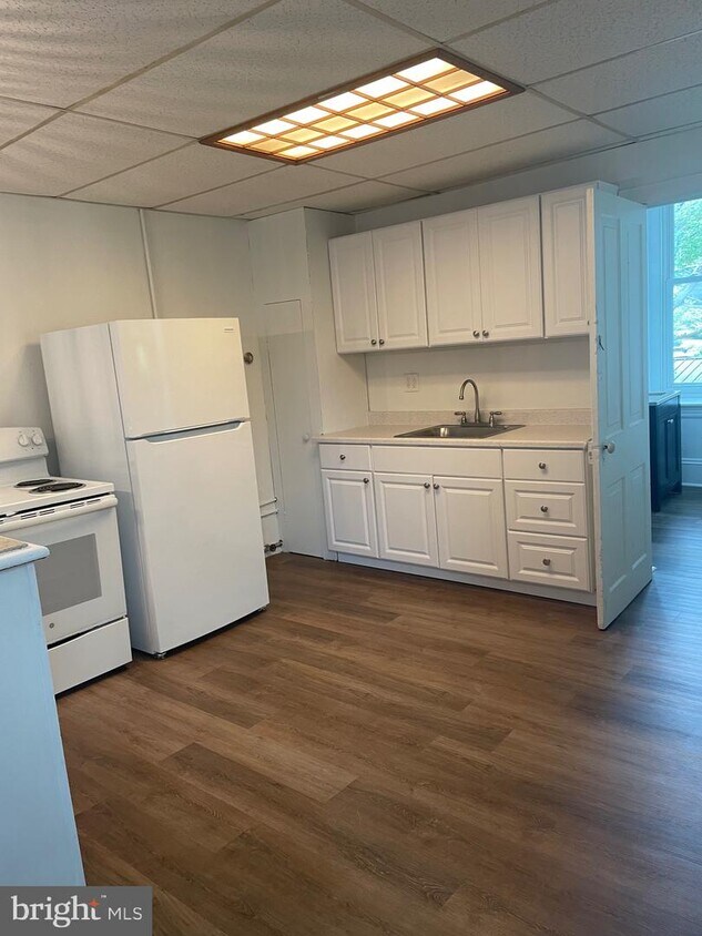 Foto principal - 91 Delaware Rd