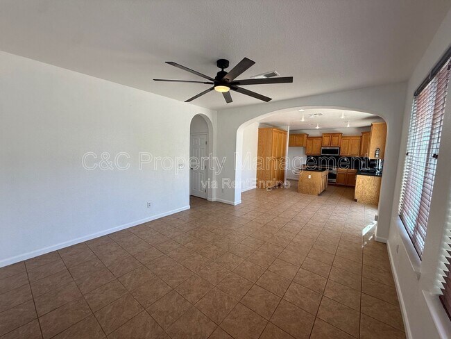 Foto del edificio - 10477 Albert Dr