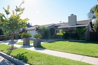 Building Photo - 15871 Belfast Ln
