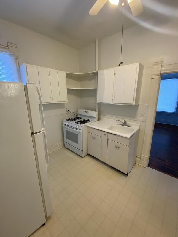 603 W Union St Unit Apt B, Champaign, IL 61820 Condo for Rent in