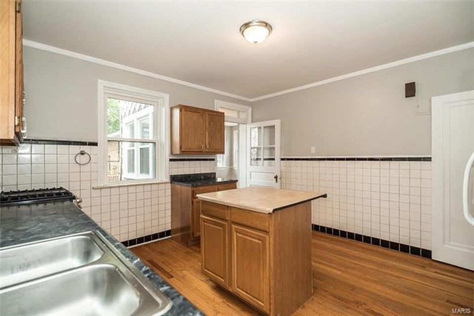 Foto principal - 7375 Amherst Ave