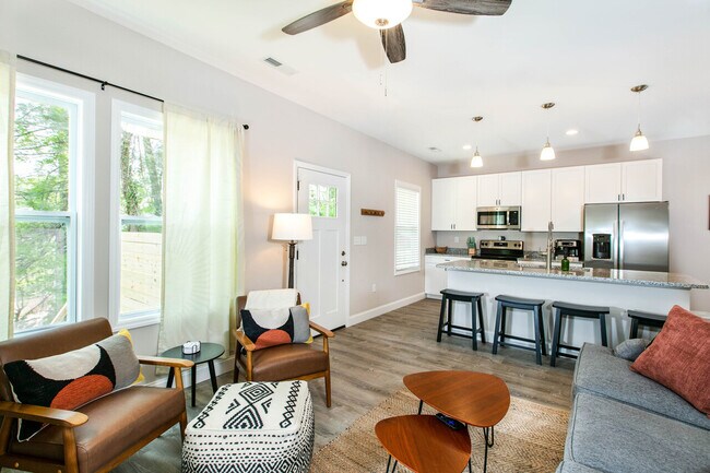 Foto del edificio - Woodland Oasis