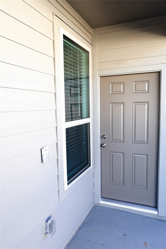 Foto del edificio - 16140 Sepia Manor St