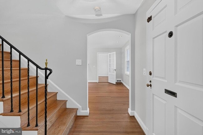 Building Photo - 4325 47th St NW