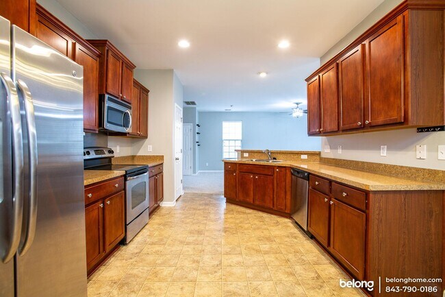 Building Photo - 113 Roadster Row