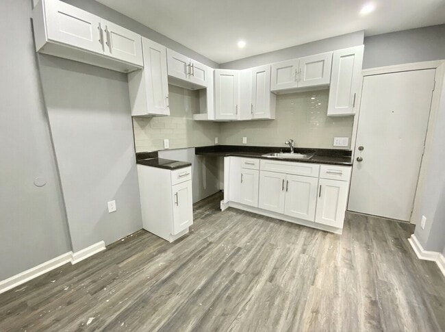 Photo - 1000 N 66th St Townhome