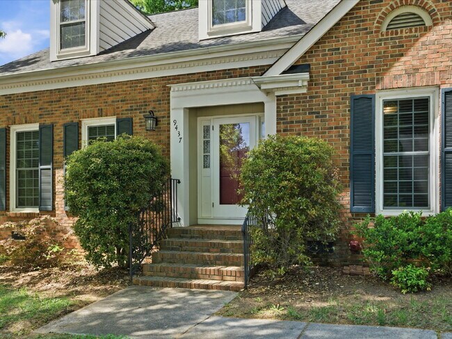 Building Photo - 9437 Fairmead Dr