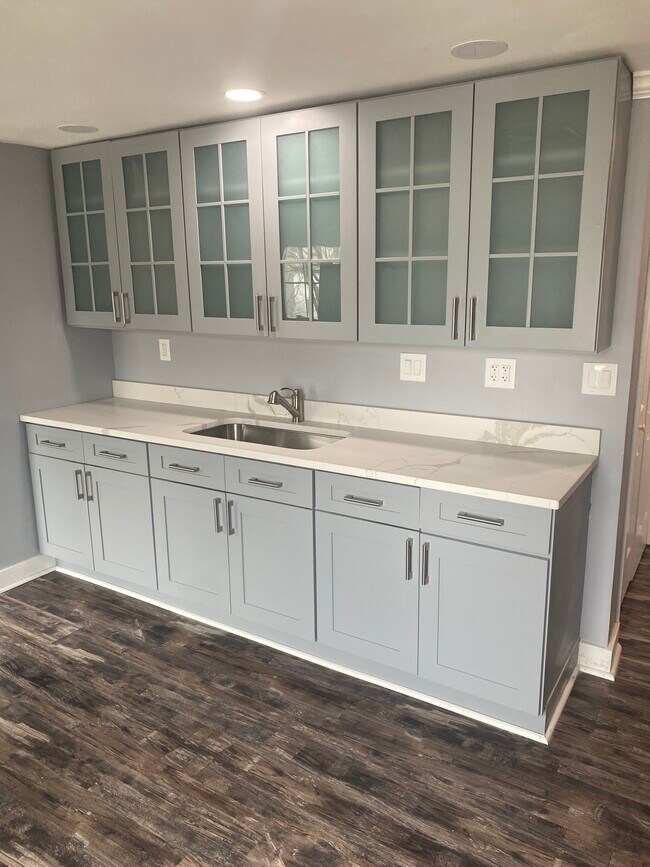 Foto del edificio - 44 Bridgeport Ave