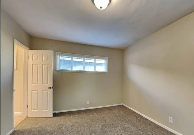 Foto del edificio - 403 Woodbine St