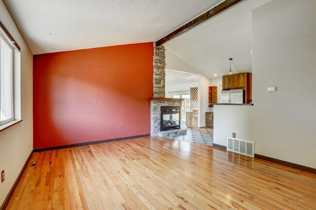 Photo - $3,200.00 - 3 Bedrooms, 2 Bathrooms, Singl... Apartment